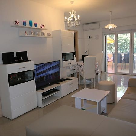 Apartments Saramandic سيلو المظهر الخارجي الصورة