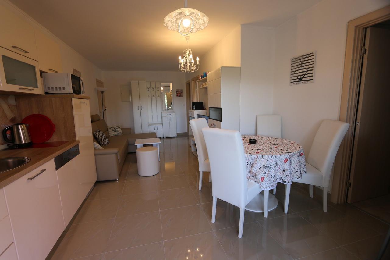 Apartments Saramandic سيلو المظهر الخارجي الصورة