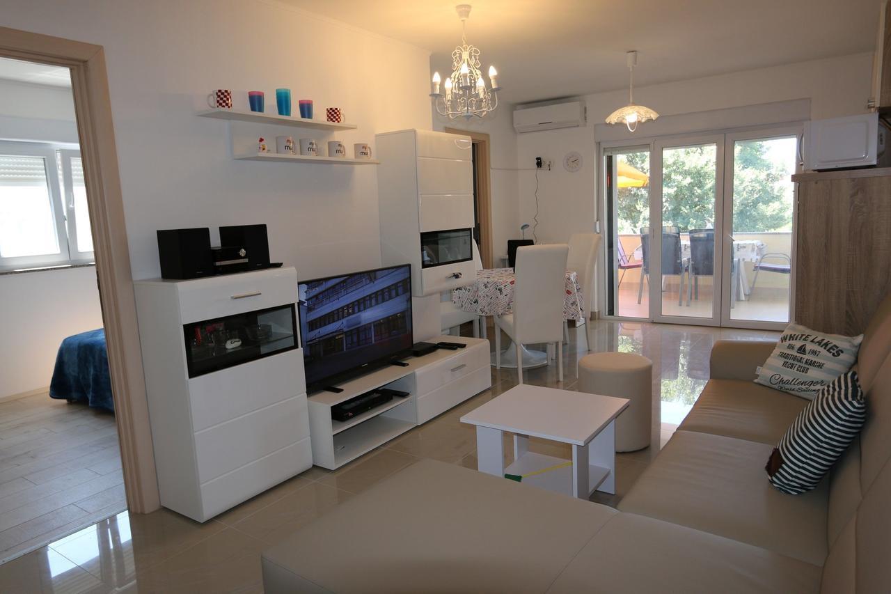 Apartments Saramandic سيلو المظهر الخارجي الصورة